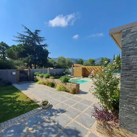 Villa Belle Avec Piscine Vue Montagne A 10 Mn De La A *